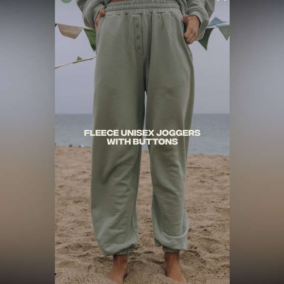 Daily Drills Oversized Henley Top and Joggers with Buttons - Picture 14 of 14